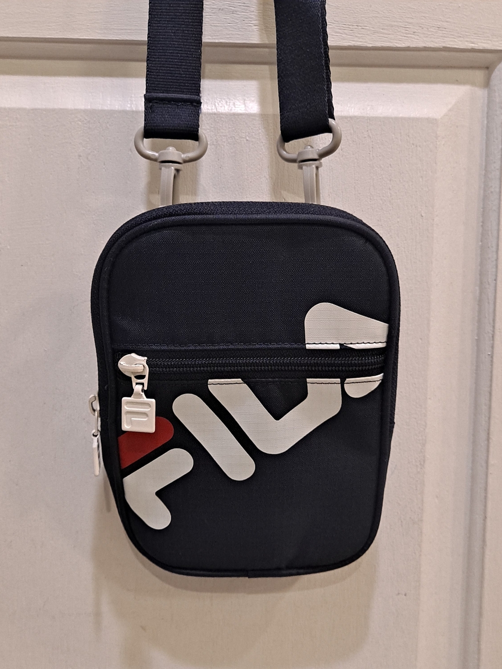 FILA Clarita Unisex Navy White Red Sporty Compact Crossbody Pouch